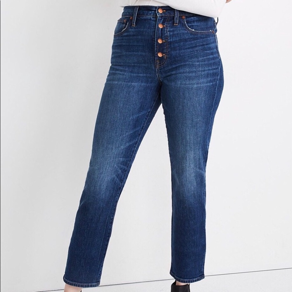 Perfect Vintage Jean in Barnsdale Wash:ButtonFront